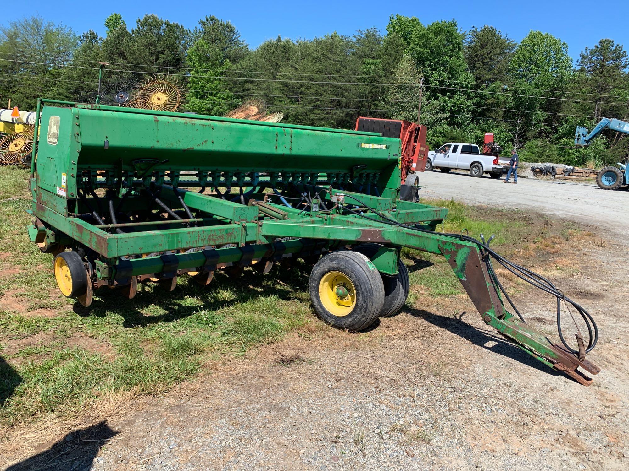 John Deere 750 15FT Grain Drill