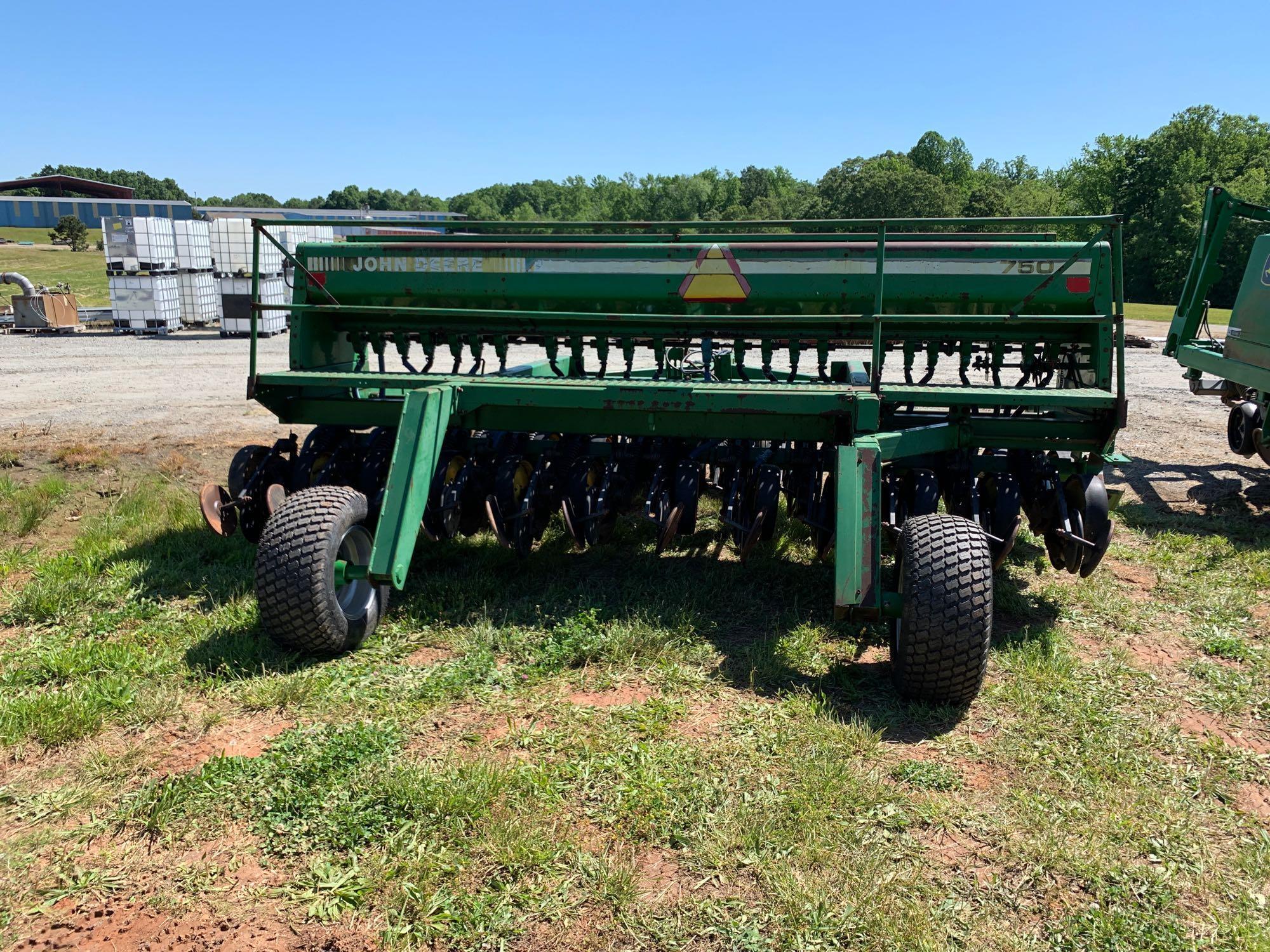 John Deere 750 15FT Grain Drill