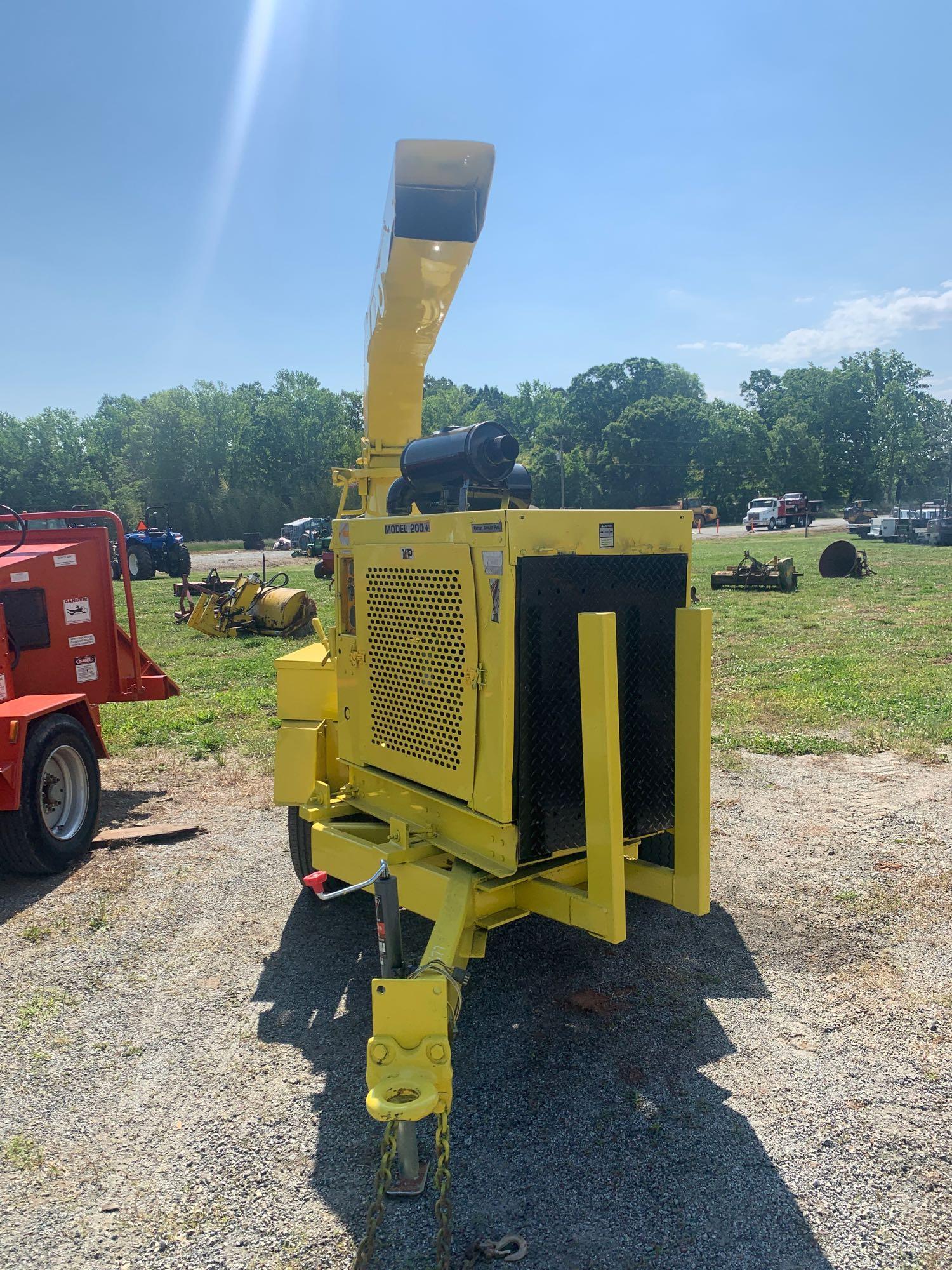 Brush Bandit 200XP Portable Chipper