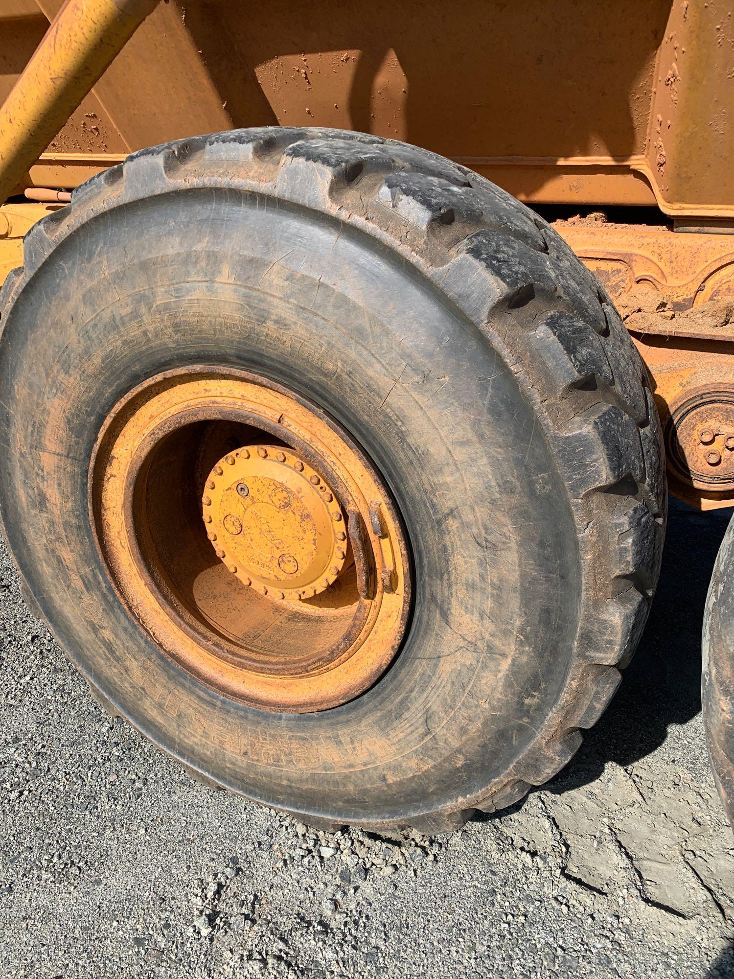 John Deere 250D Articulated Dump Truck