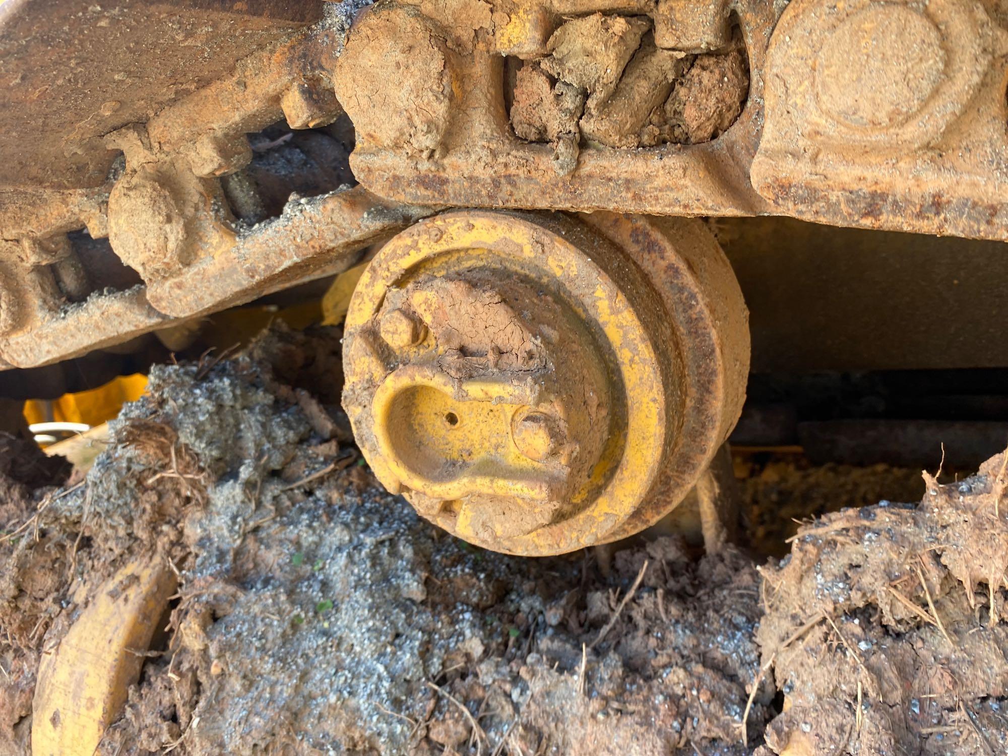 John Deere 455 Crawler Loader