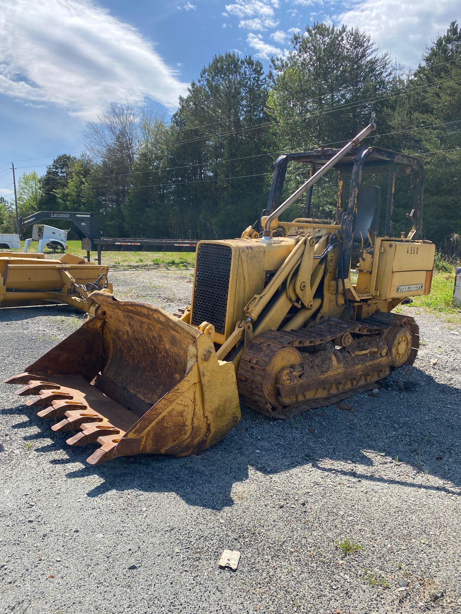 John Deere 455 Crawler Loader