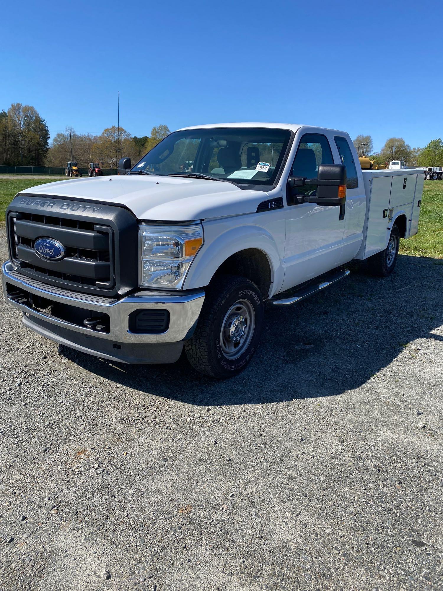 2015 Ford F-250 Super Duty Ext Cab 4WD Service Truck