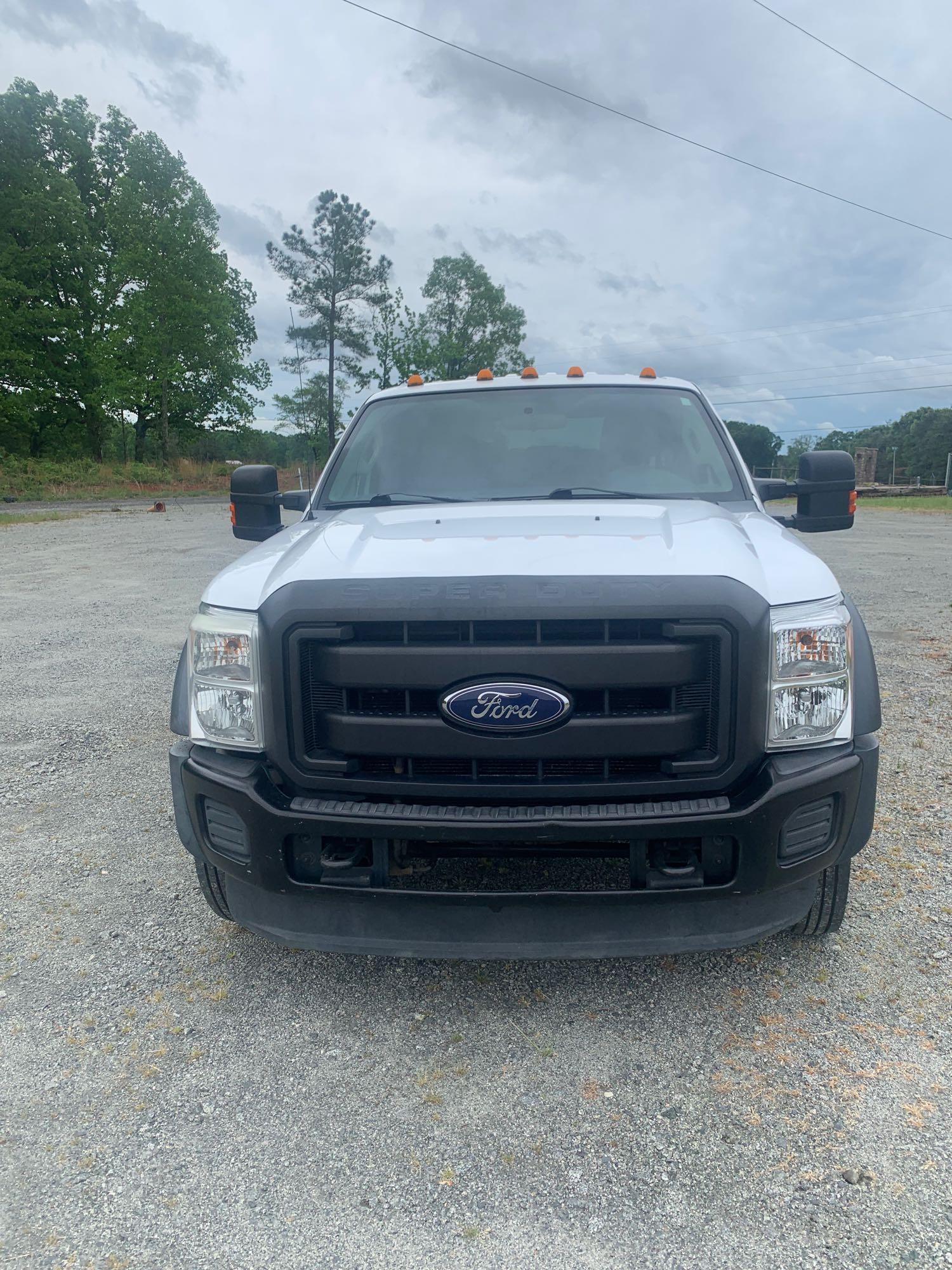 2010 Ford F550 XL Crew Cab Utility Truck