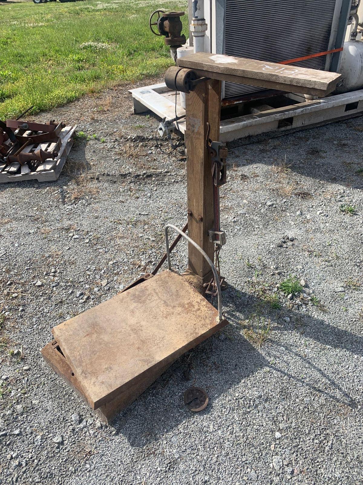 Howe Antique Scale