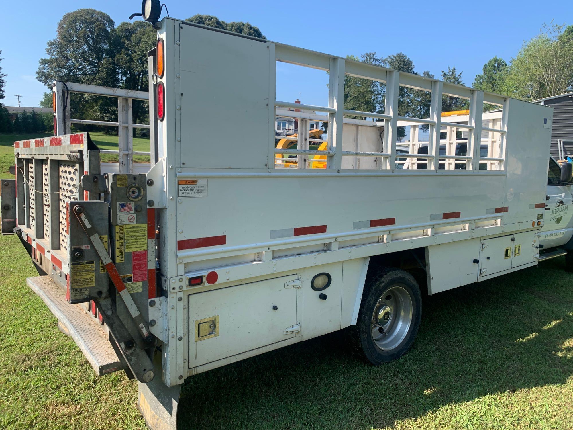 2009 Dodge 4500 Flatbed Truck