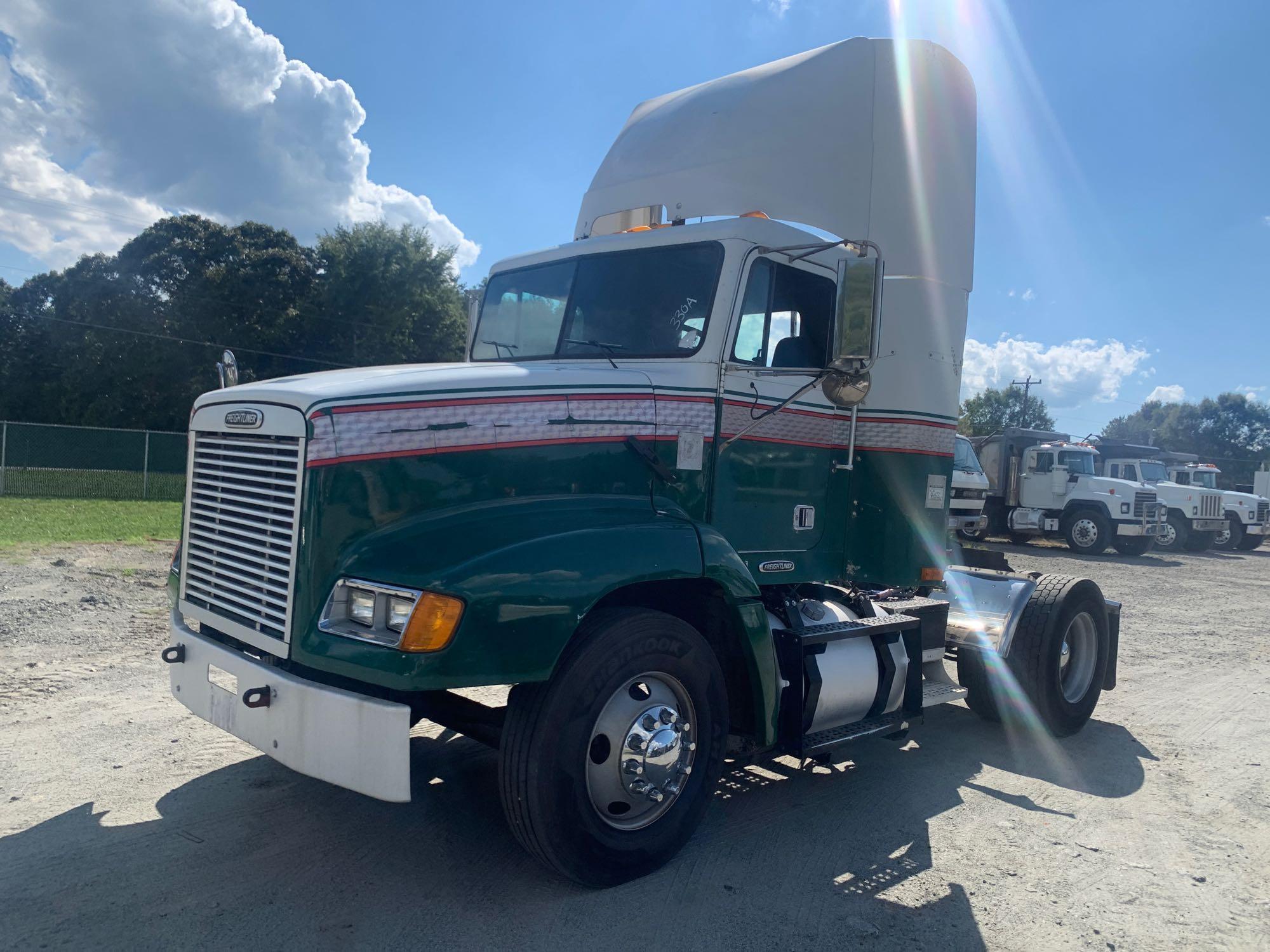 1999 Freightliner S/A Truck Tractor