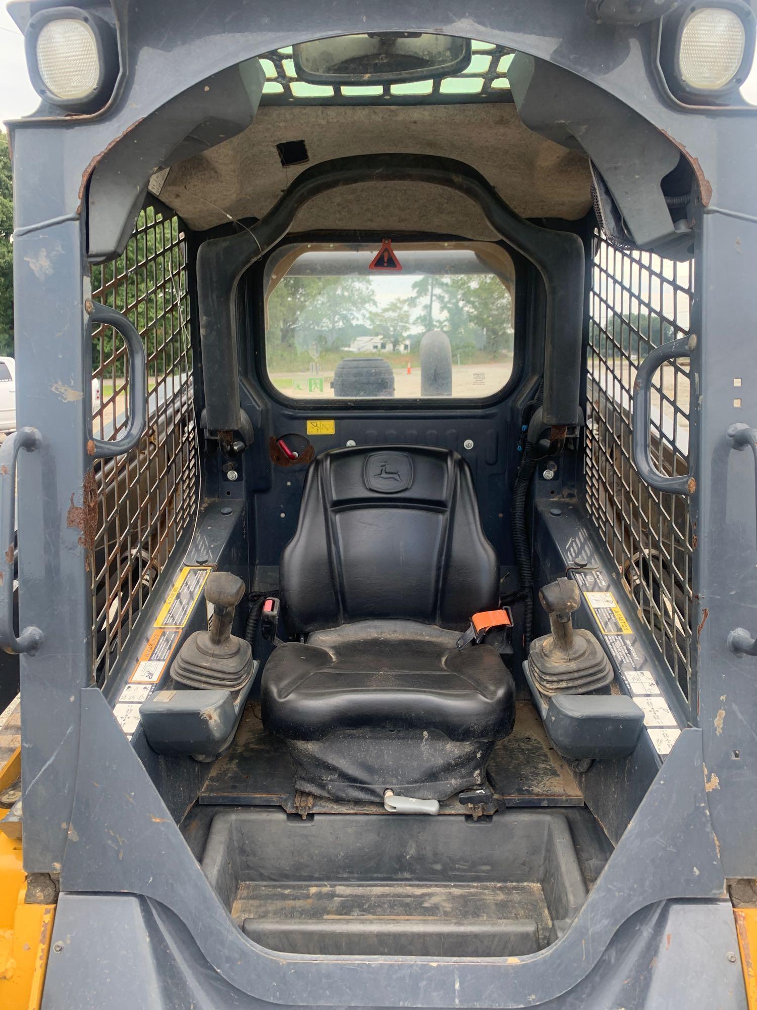 2017 John Deere 333G Crawler Skid Steer