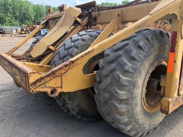 2002 John Deere 1810E Pull Scraper