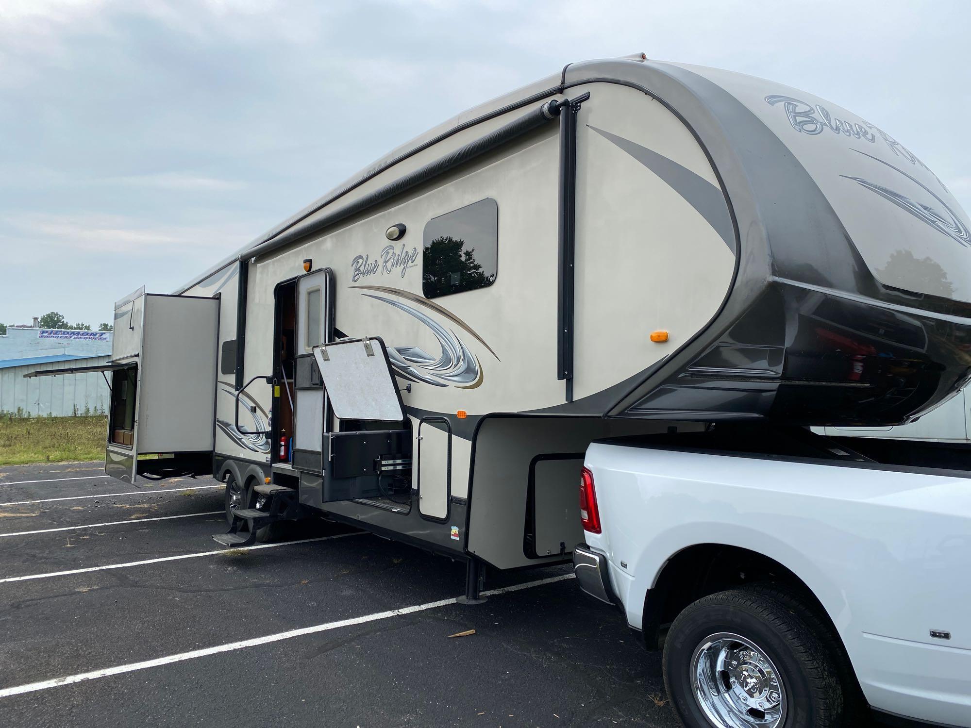 2013 Forest River Blue Ridge Camper