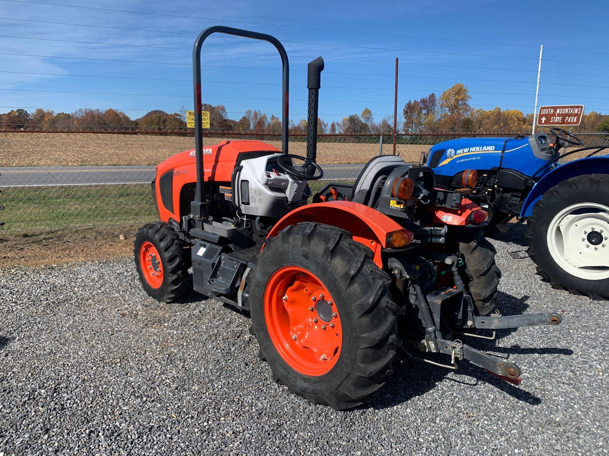 Kubota M5-091N 4WD Tractor