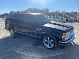 2000 Chevrolet Tahoe Sport Utility Vehicle