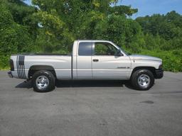 2000 Dodge Ram 1500 Ext Cab Pickup