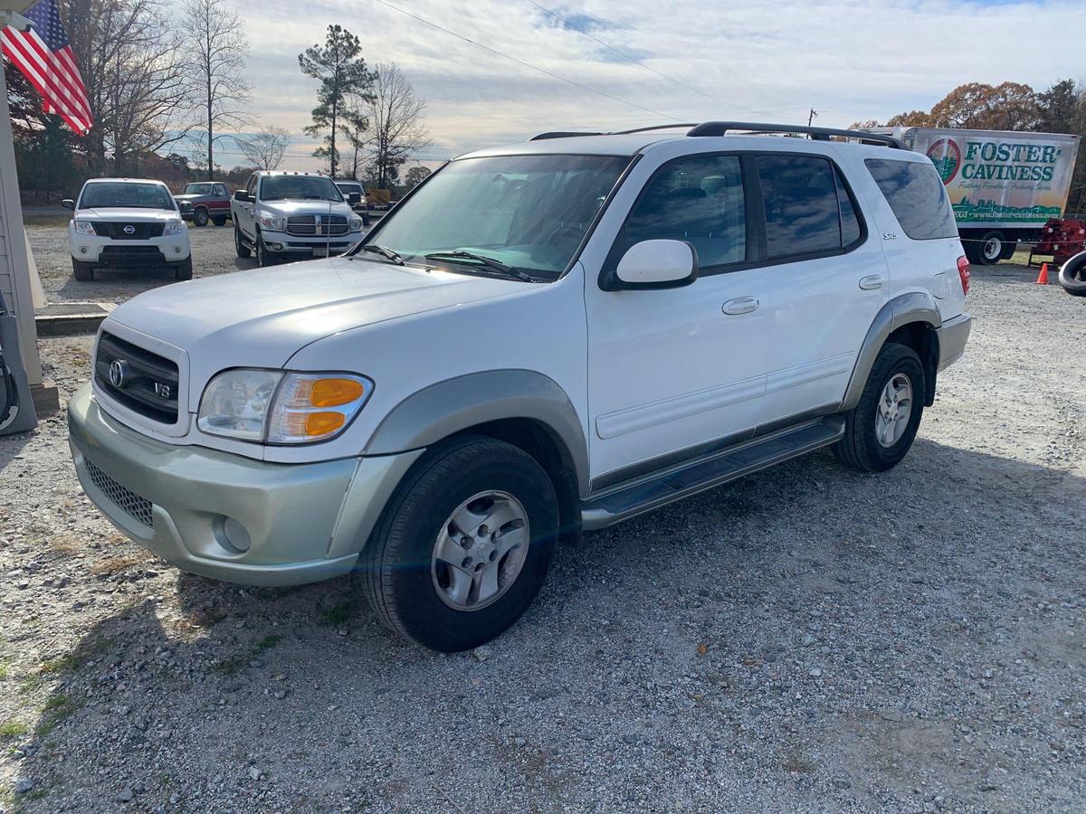 2005 Toyota Sequoia SR5 SUV