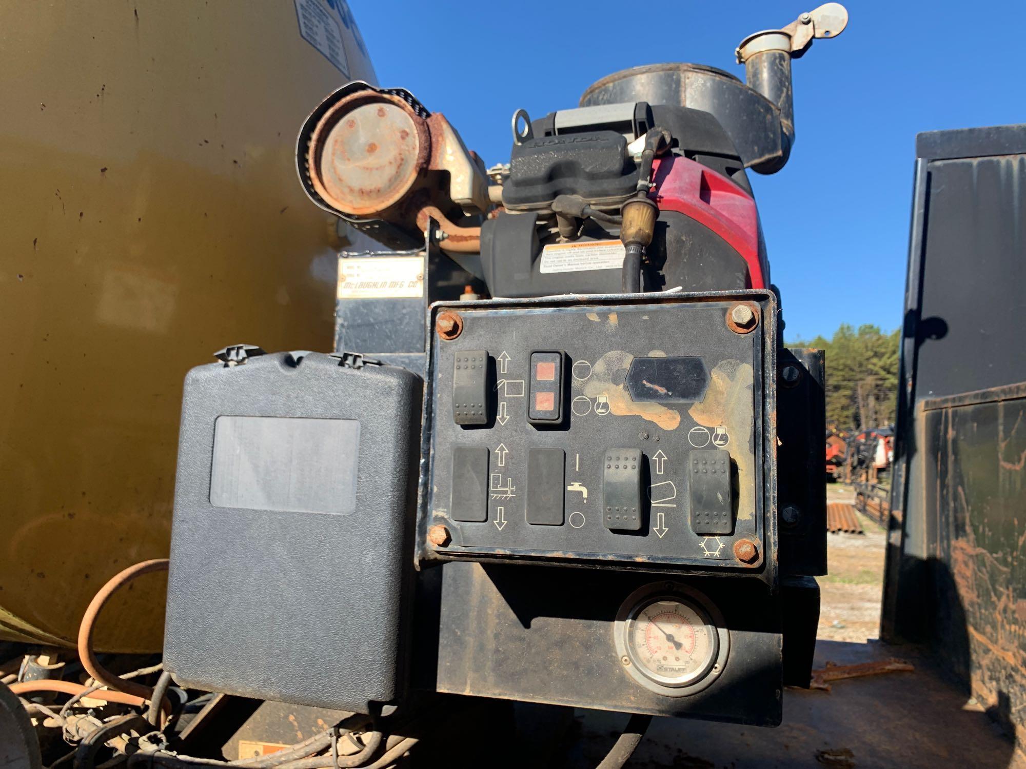 2005 Ford F750 XL Flatbed Truck W/ Vermeer VAC System