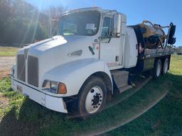 1999 Kenworth T300 T/A Flatbed Truck W/ Vermeer Vac System