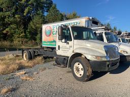 2005 International 4300 S/A Cab & Chassis