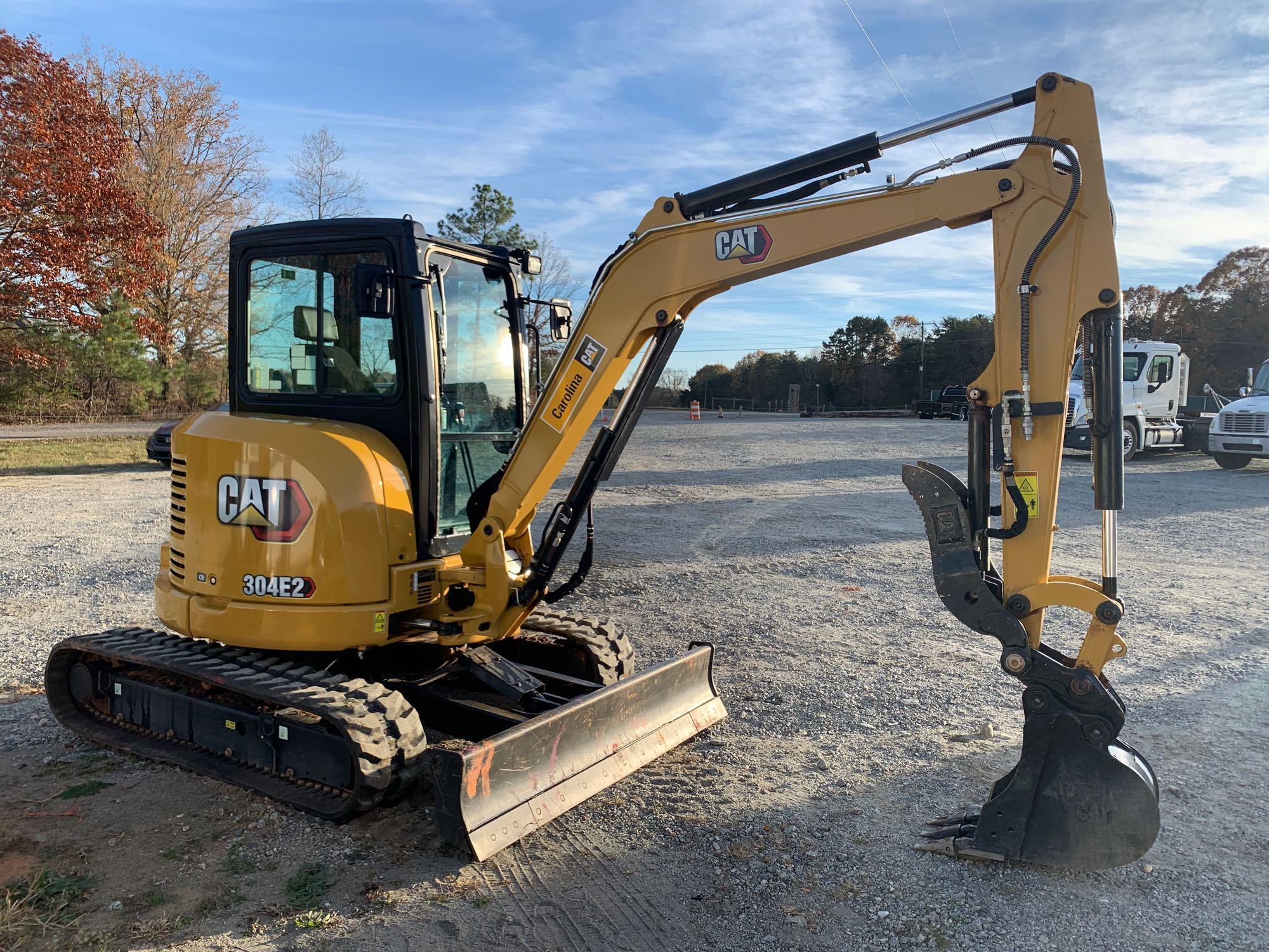 2020 Caterpillar 304E2 Midi Excavator