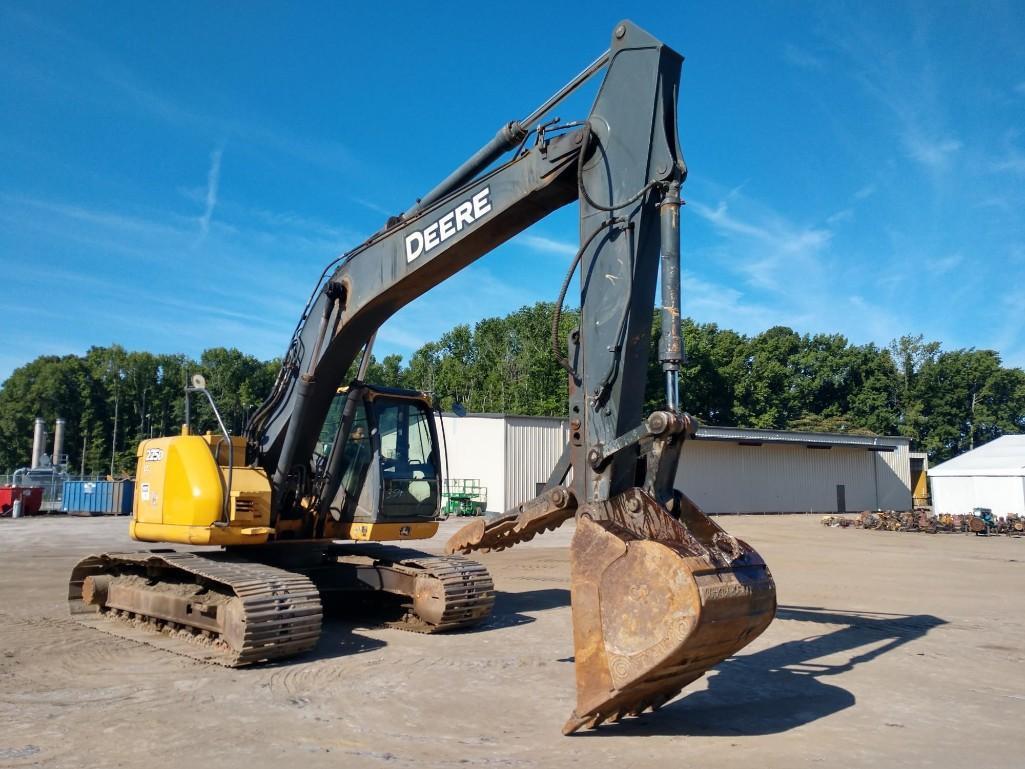 2012 John Deere 225D LC Hydraulic Excavator