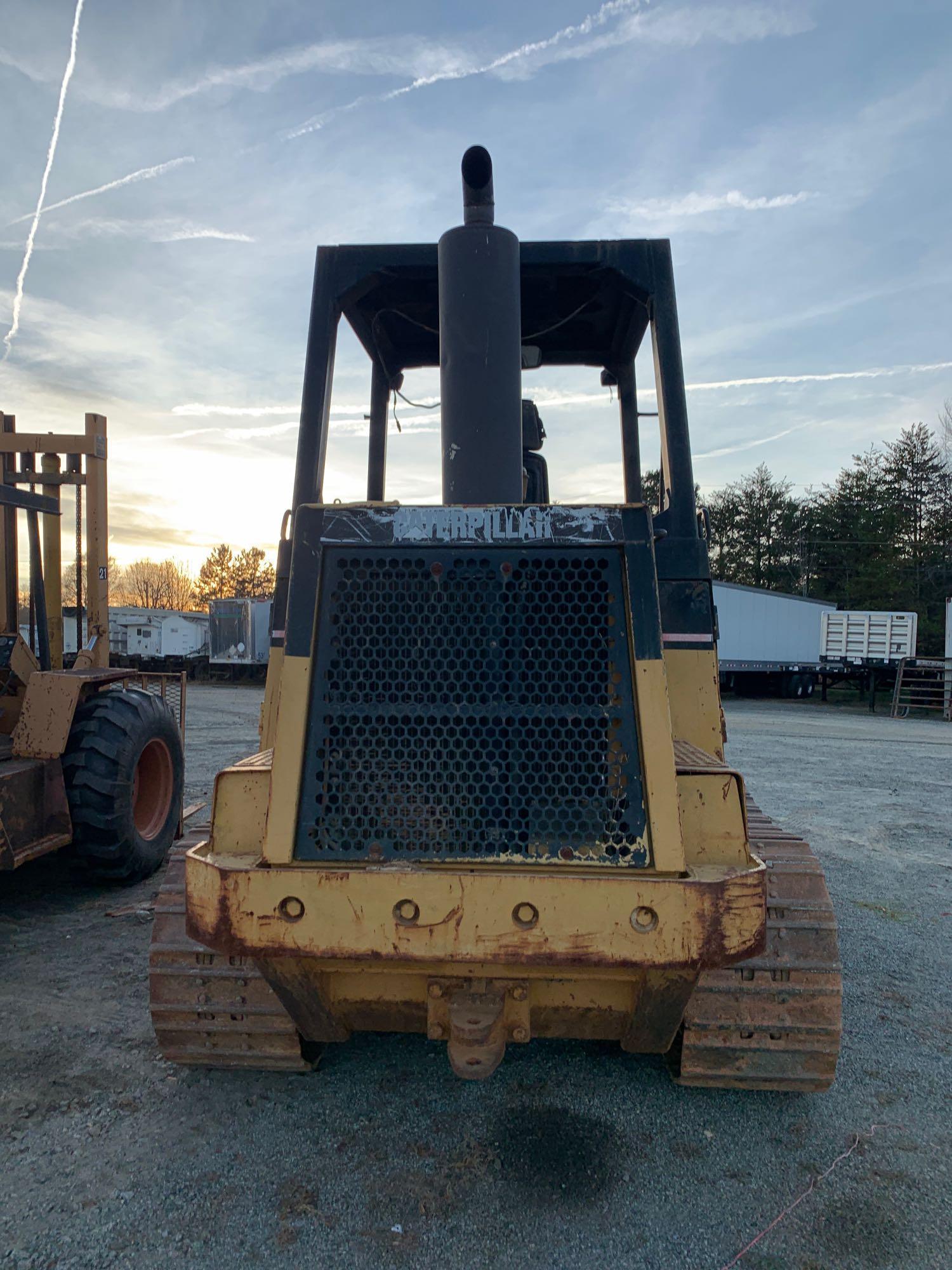 Caterpillar 953C Crawler Loader