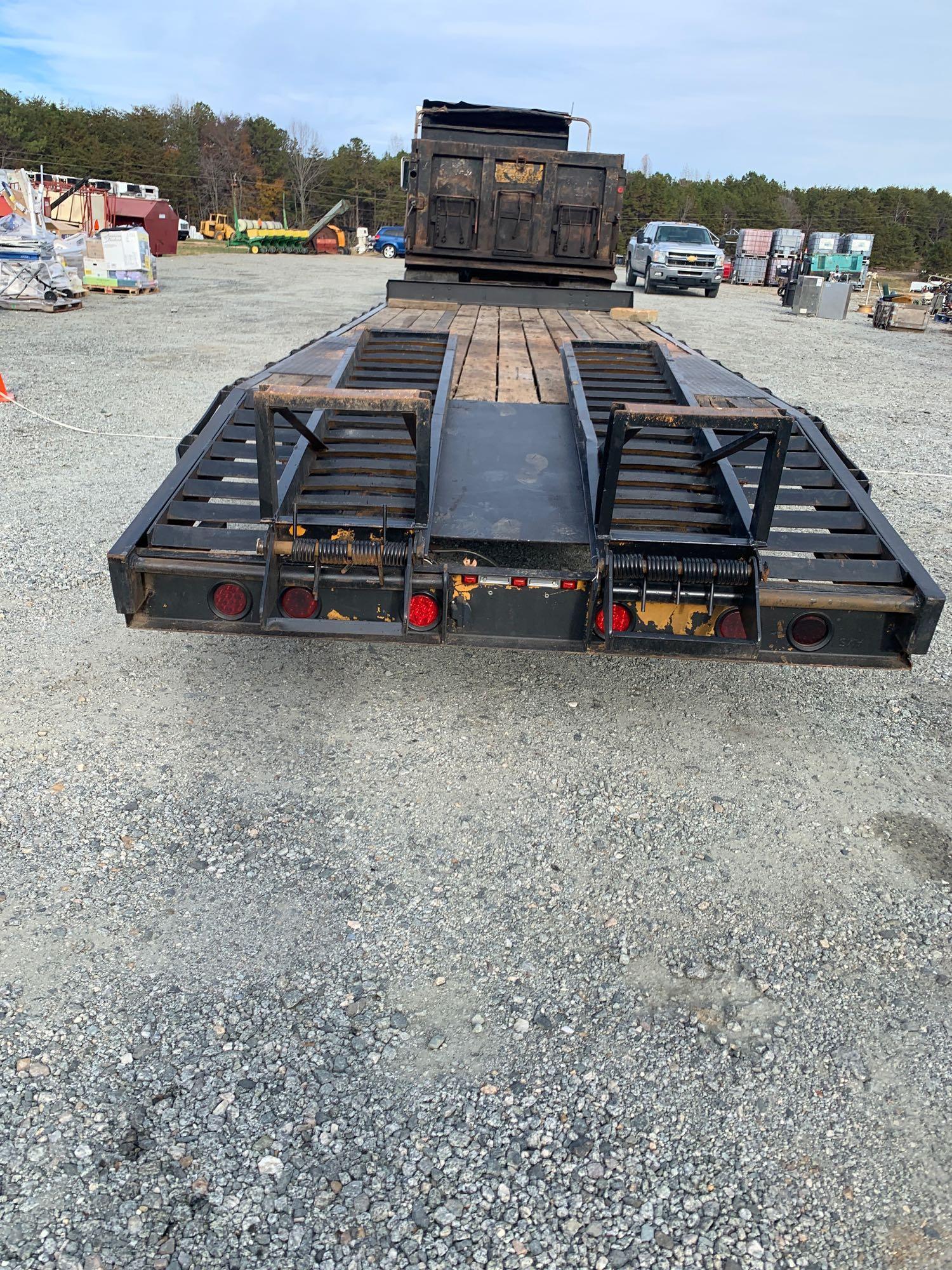 8x25FT T/A Equipment Trailer