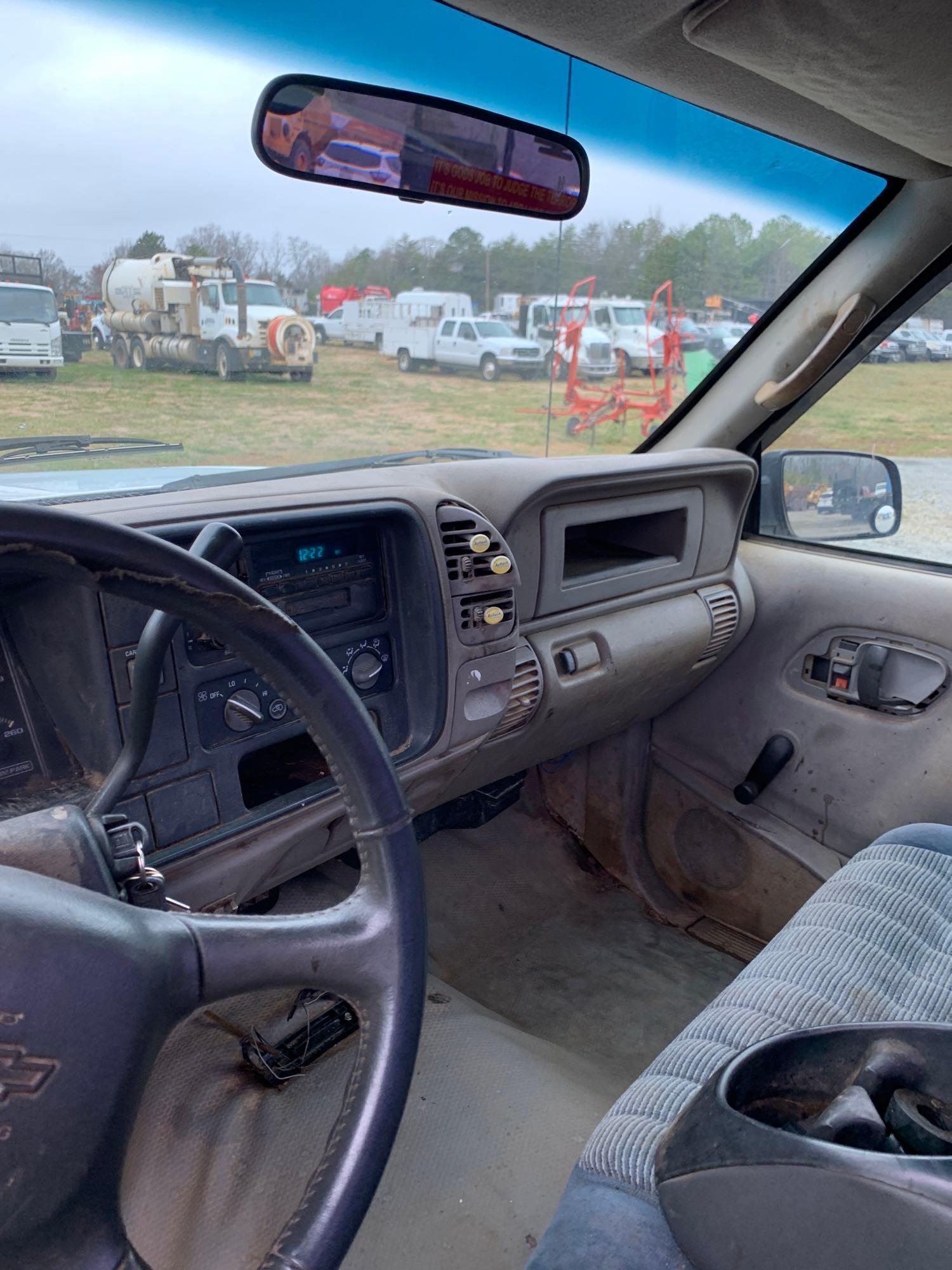 2000 Chevrolet 2500 Pickup