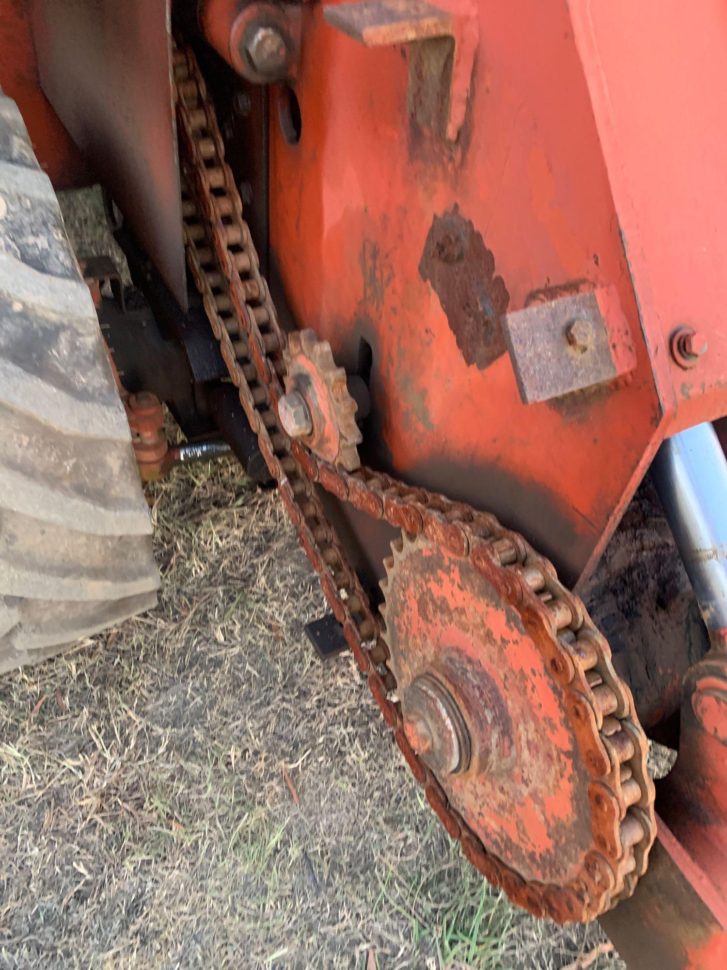 Ditch Witch 5110 4x4 Ride On Trencher