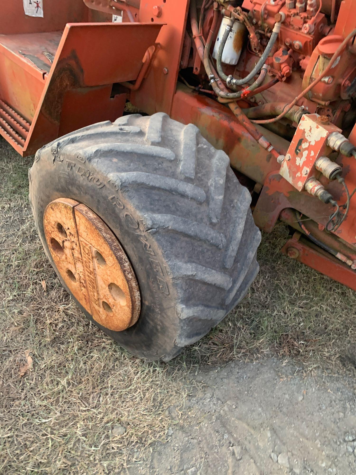 Ditch Witch 5110 4x4 Ride On Trencher