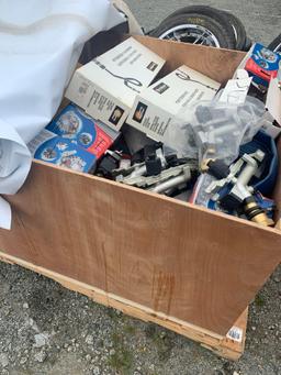 LARGE QTY OF MISC UNUSED CAR PARTS