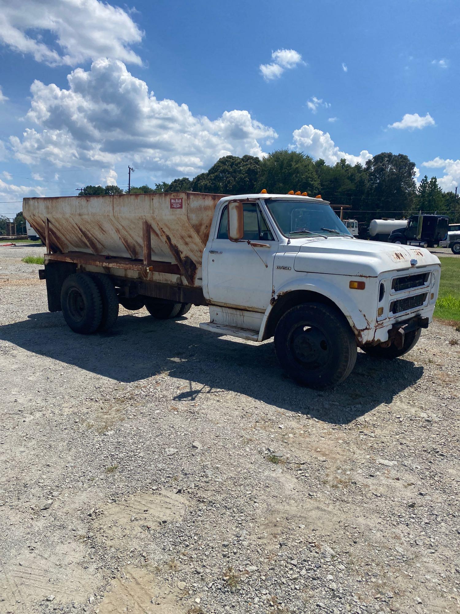 Chevrolet C/50 Dually Fertilizer Truck