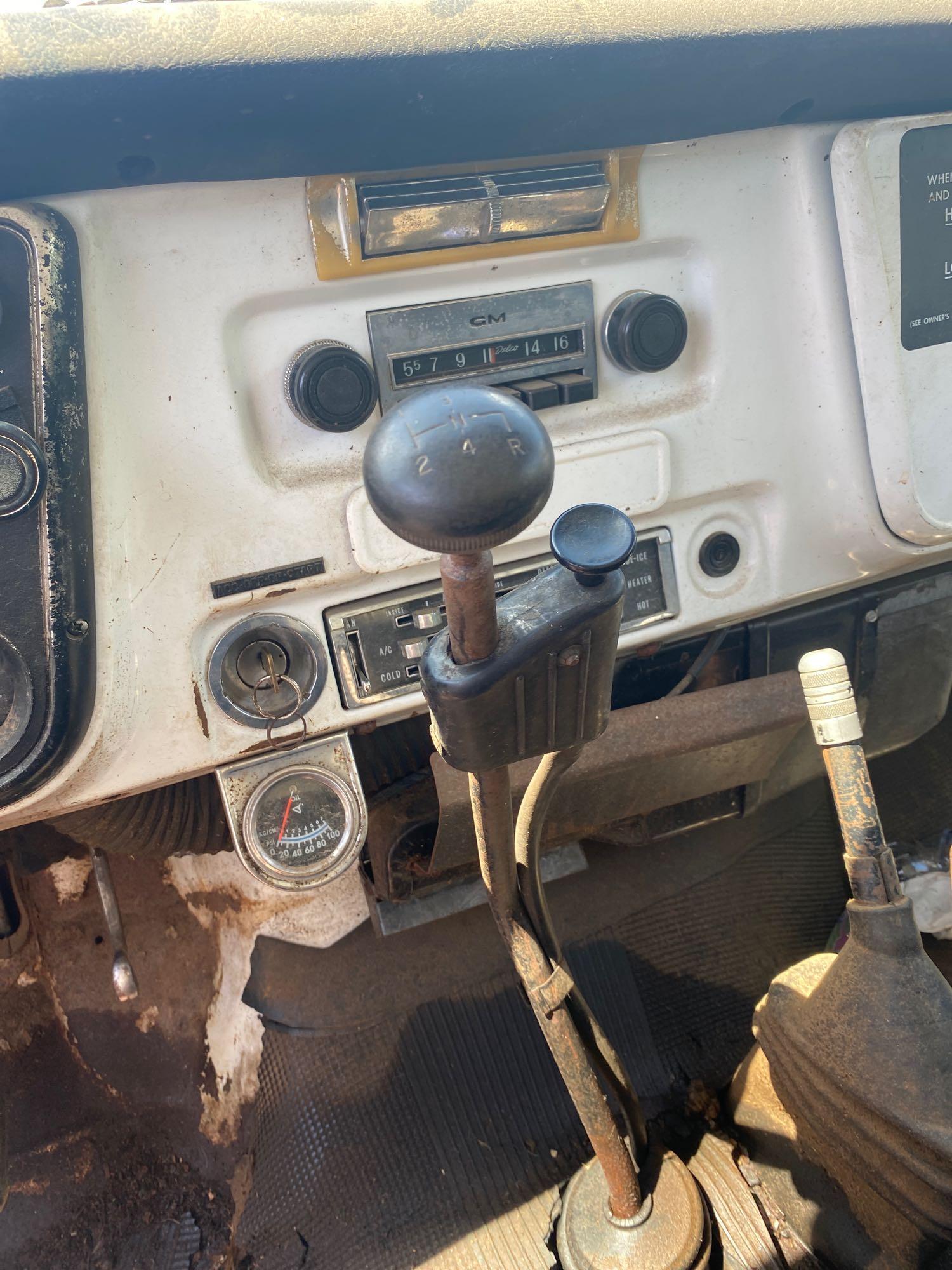 Chevrolet C/50 Dually Fertilizer Truck