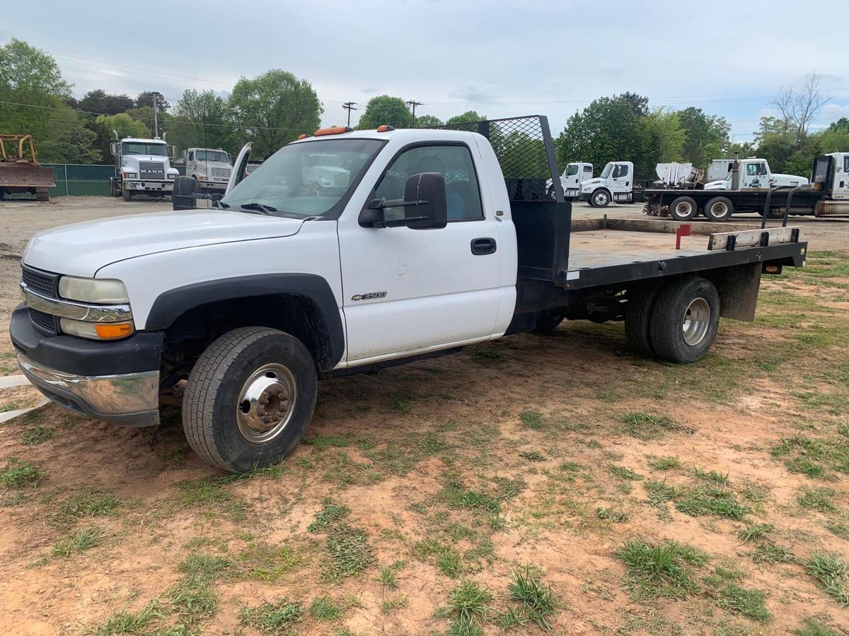 2001 CHEVROLET 3500 11FT FLATBED BODY