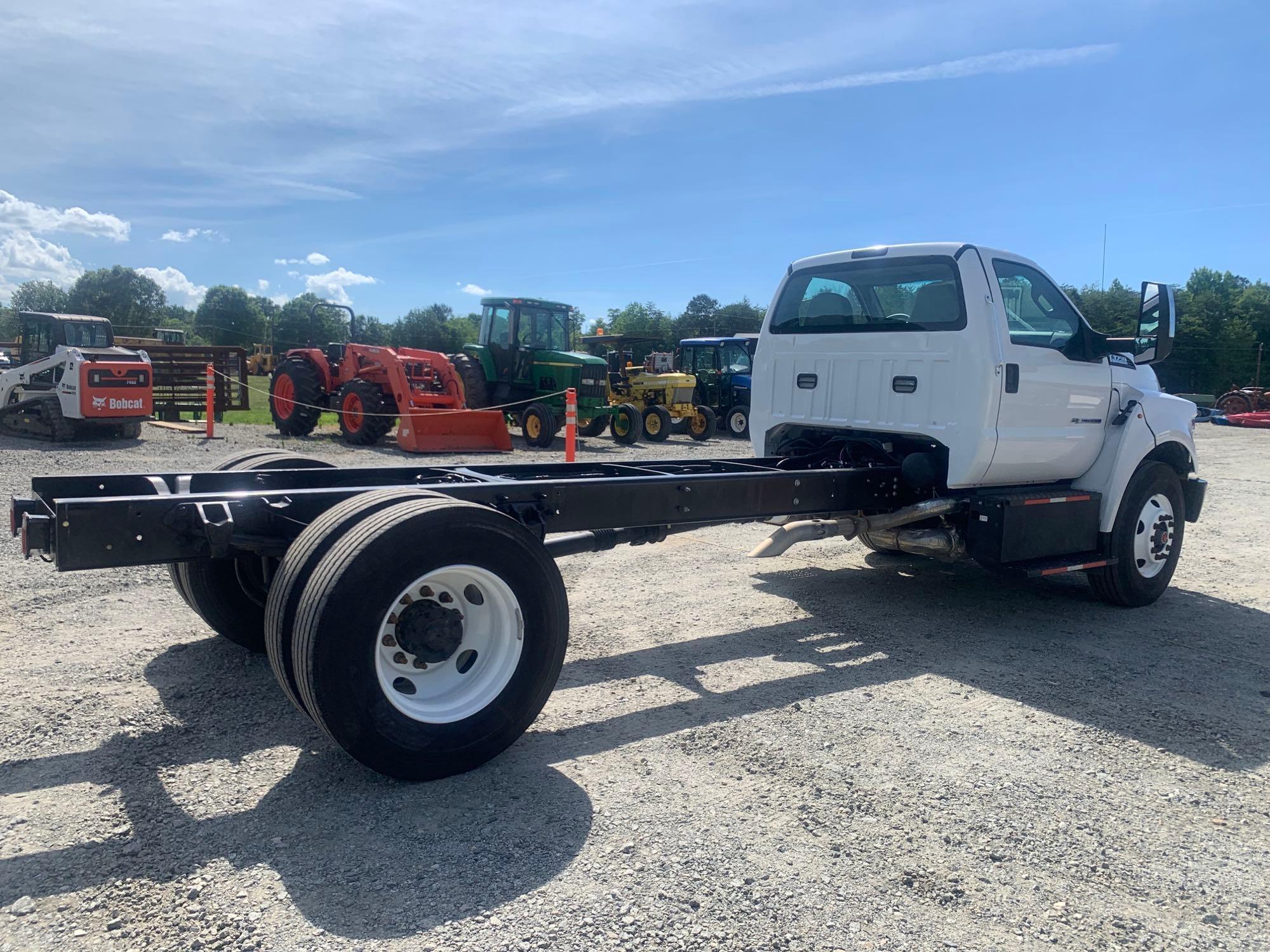 2019 FORD F750 S/A CAB & CHASSIS TRUCK