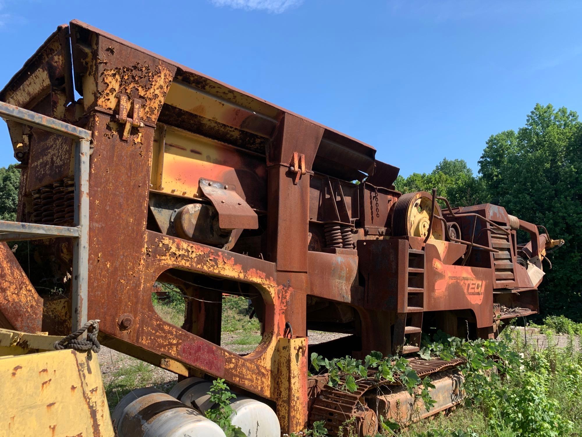 EXTEC JAW CRUSHER & DOLLY.