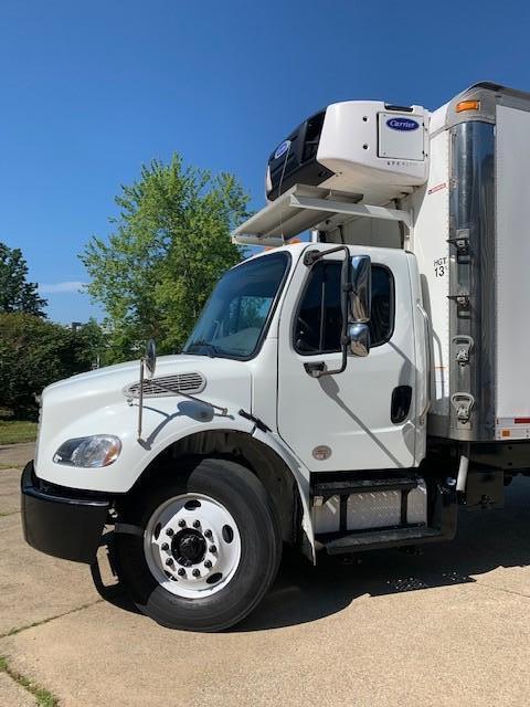 2017 Freightliner M2 S/A REEFER TRUCK - FLEET MAINTAINED