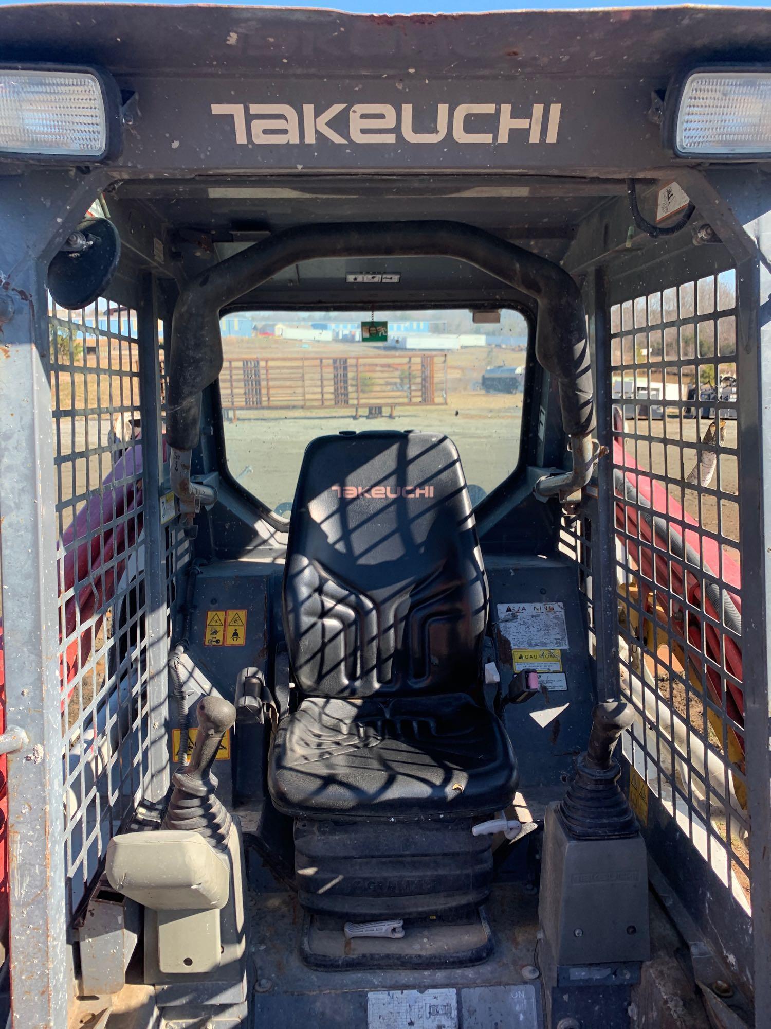 2016 Takeuchi TL8RN Crawler Skid Steer