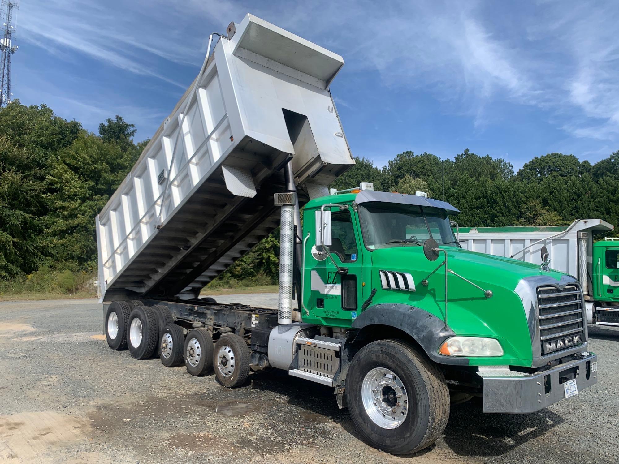 2014 MACK GRANITE GU813 QUINT/A DUMP TRUCK