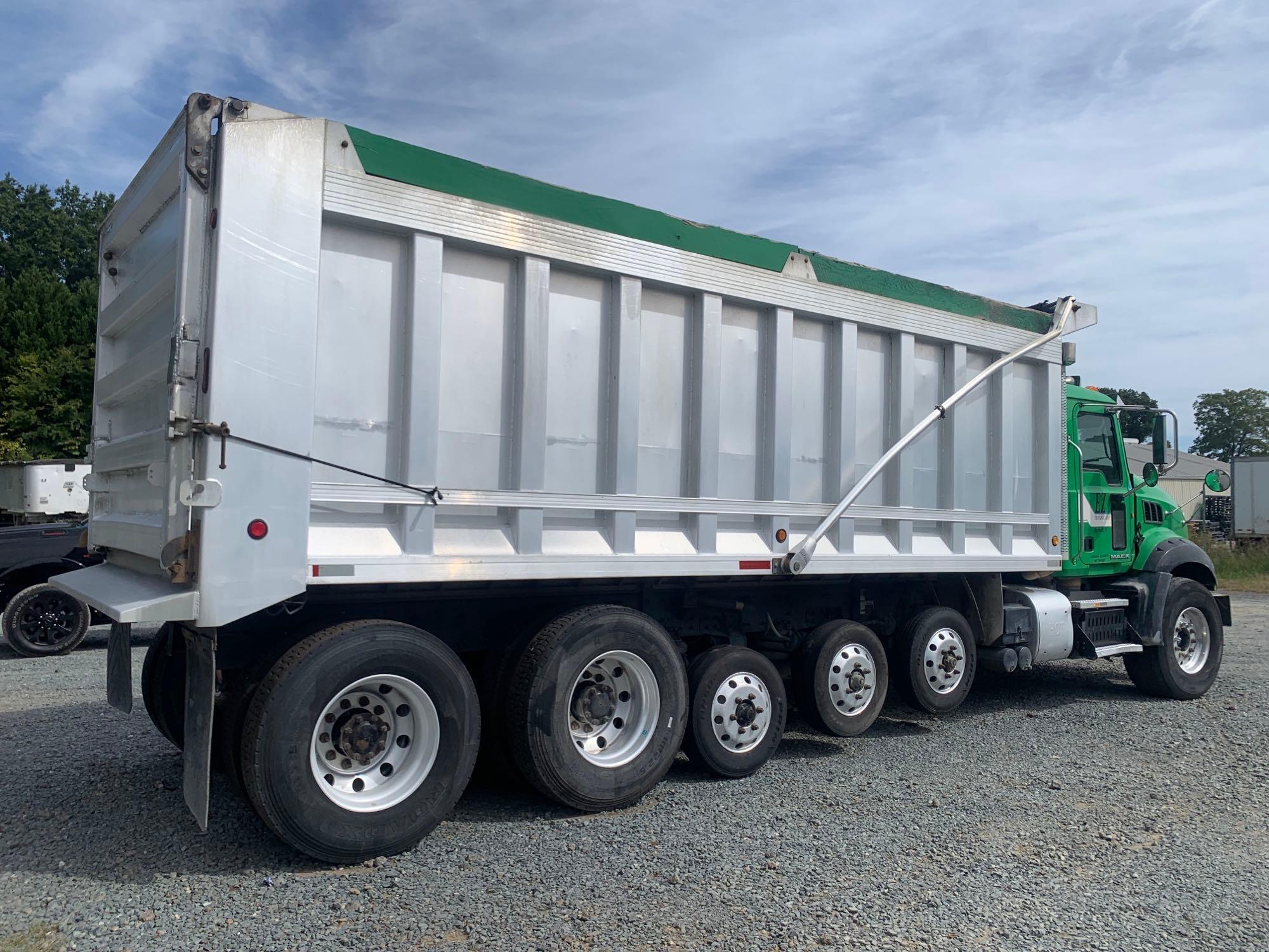 2014 MACK GRANITE GU813 QUINT/A DUMP TRUCK