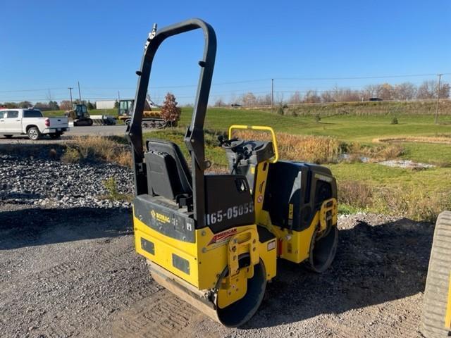 2017 BOMAG W900-4 TANDEN VIBRATORY ROLLER