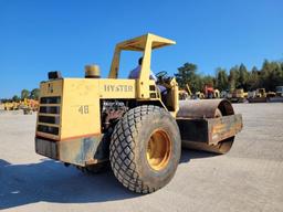 HYSTER C850B VIBRATORY ROLLER