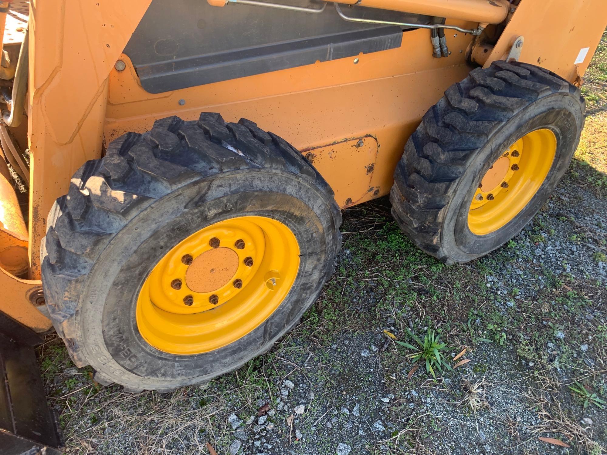 CASE 435 SERIES 3 SKID STEER