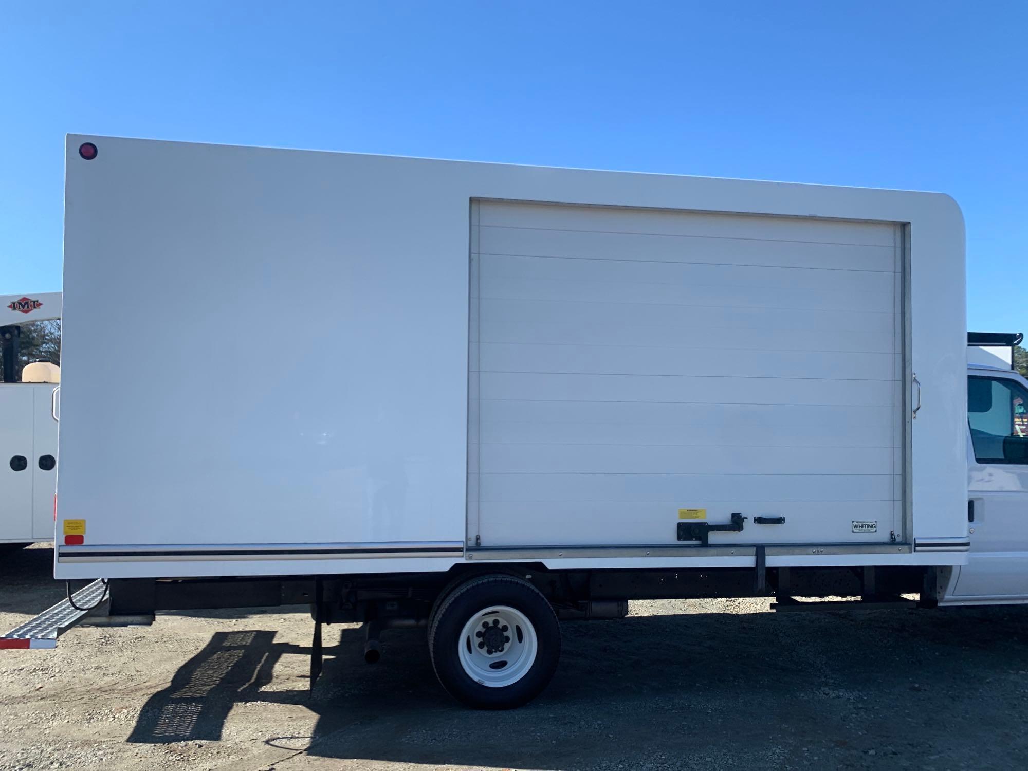 2021 FORD E450 SUPER DUTY 18FT BOX TRUCK