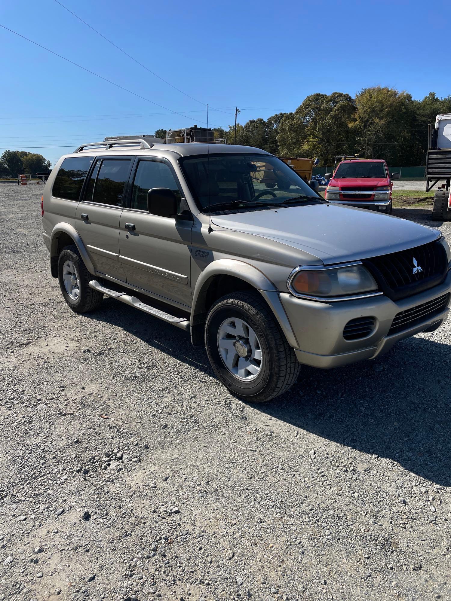 2003 Mitsubishi Montero Sport