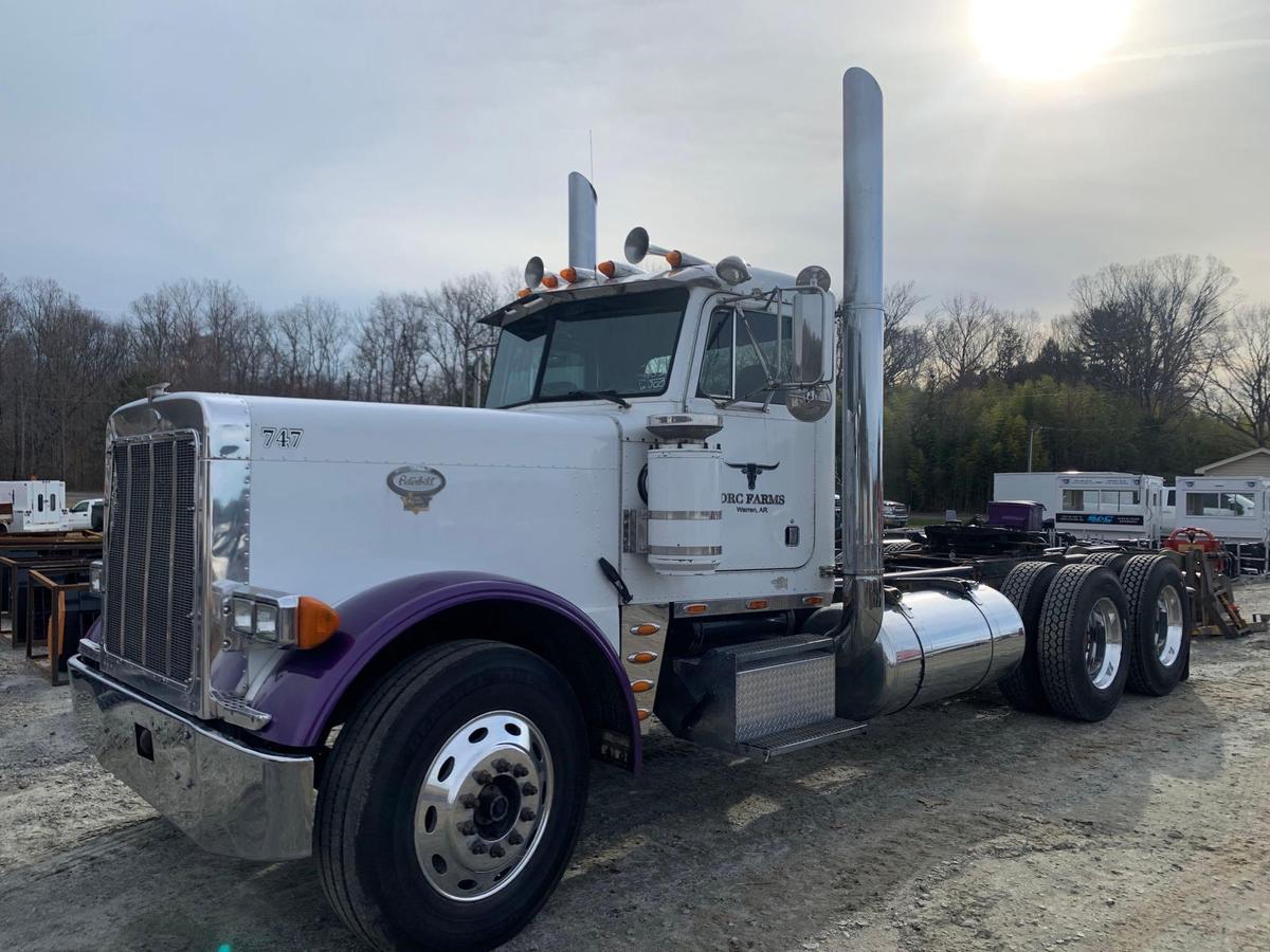 2000 PETERBILT 379 T/A TRUCK TRACTOR