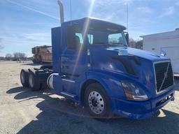 2011 VOLVO VNL T/A DAYCAB TRUCK TRACTOR