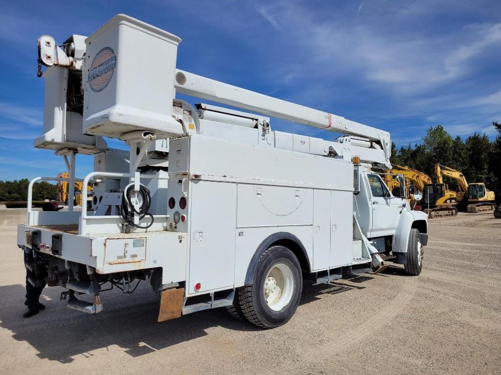 FORD F800 S/A BUCKET TRUCK WITH REACHALL AP050MH