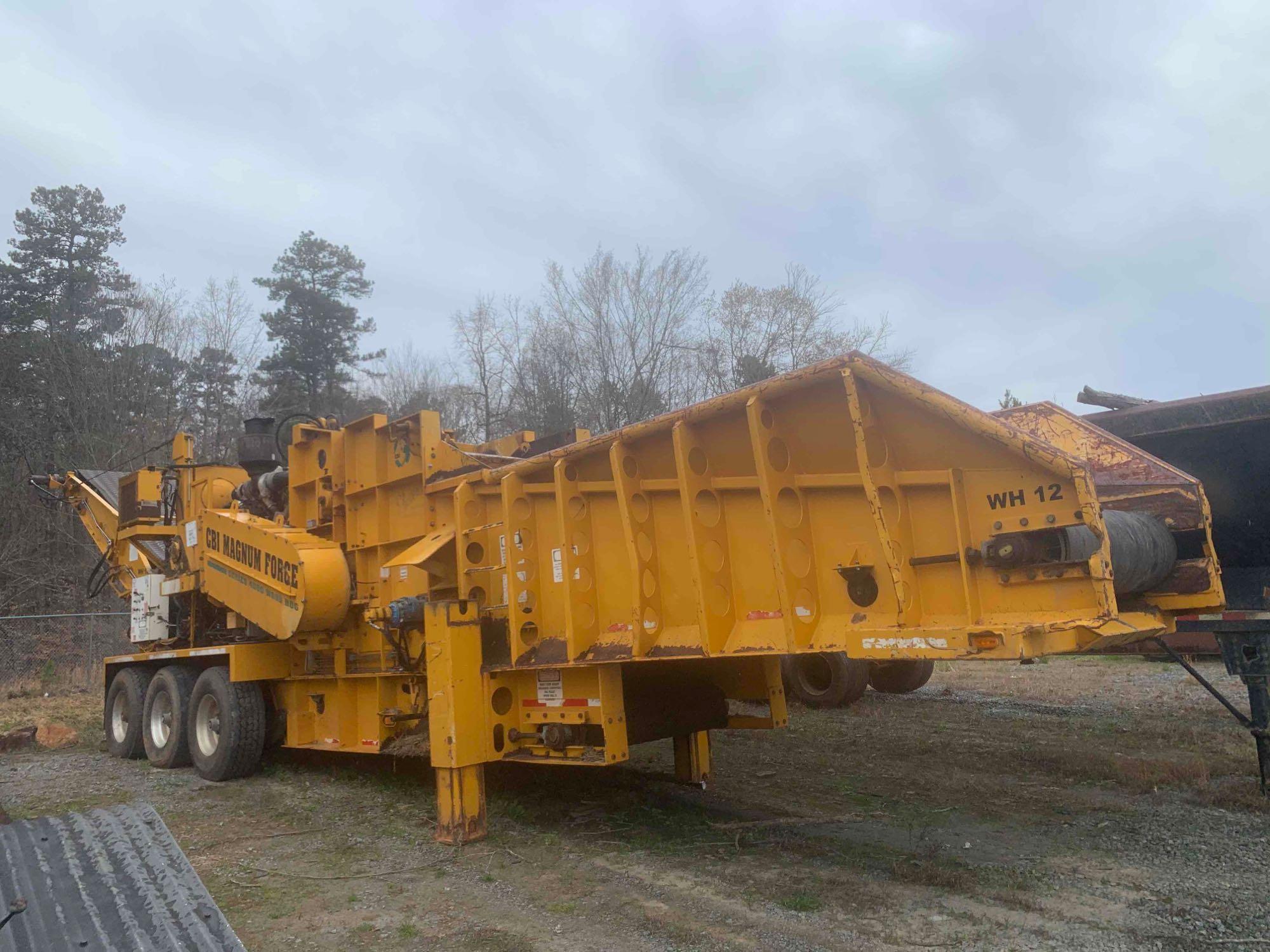 2001 CBI MAGNUM FORCE 4060HZ WOOD HOG TRI/A MTD HORIZONTAL GRINDER