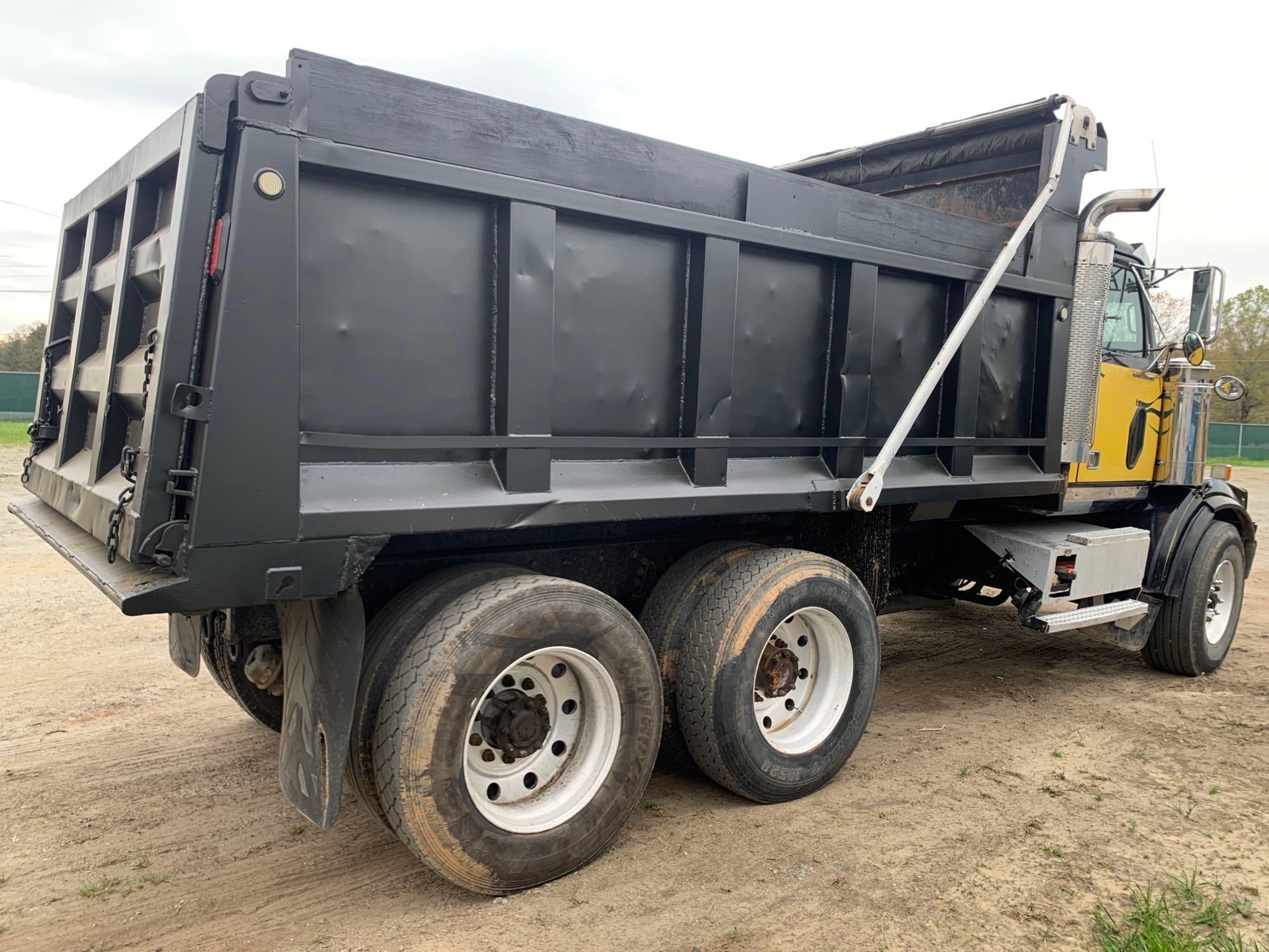 2001 WESTERN STAR 4864FX T/A DUMP TRUCK