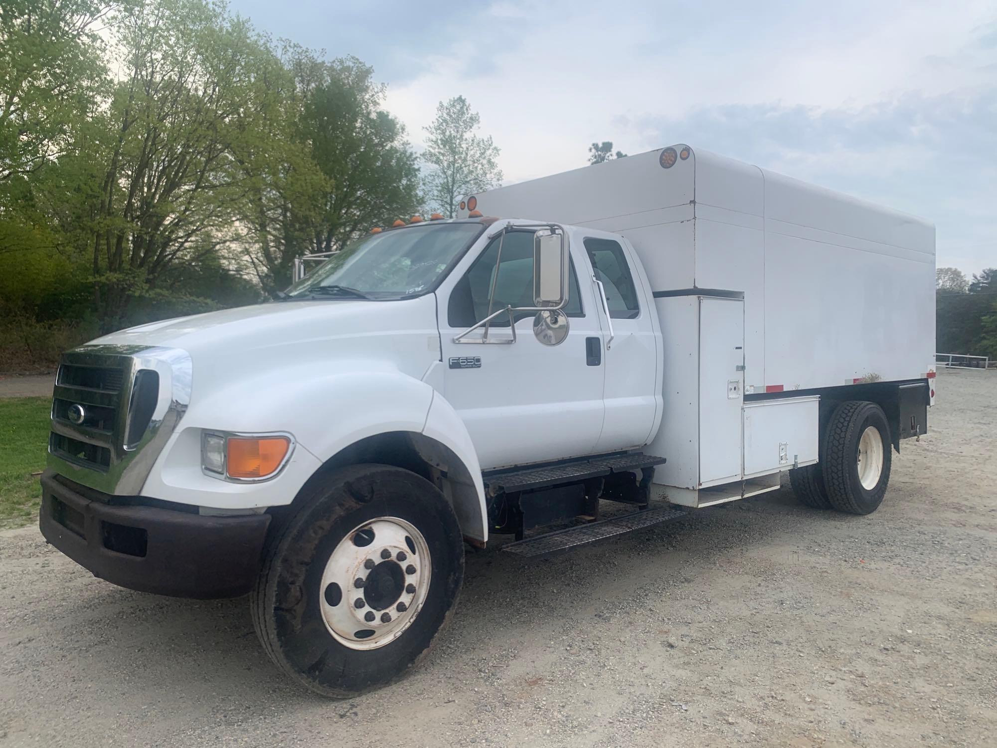 2005 FORD F650XL EXT CAB CHIPPER BODY DUMP TRUCK