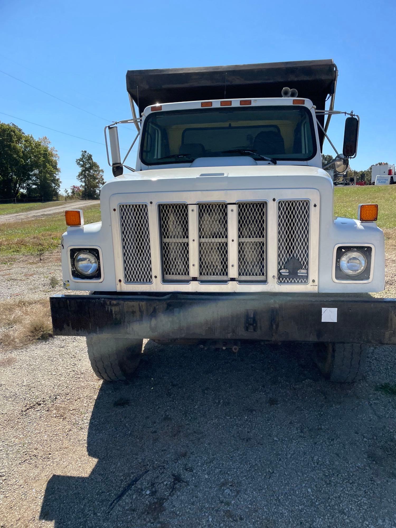 2002 International 2574 6x4 T/A Dump Truck